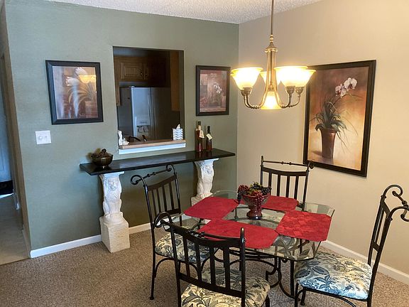 4th image of 6 Lakeshore Ct Unit 94