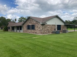 605 S Nugent St, La Porte, TX 77571