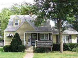 835 Englewood Ave, Waterloo, IA 50701