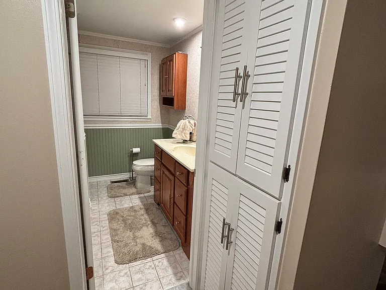 1811 Wilshire St — Photo 33