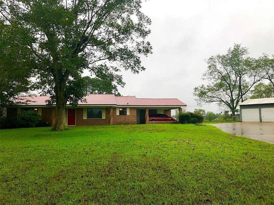 1st image of 1015 County Road 1010