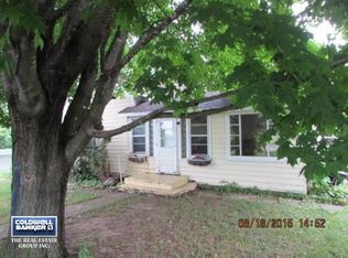 E6498 Symco Rd, Manawa, WI 54949