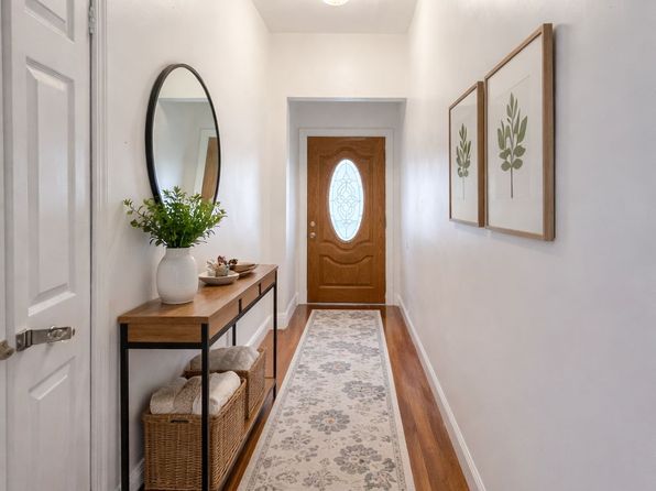 192 Queen Anne Rd Floor 1