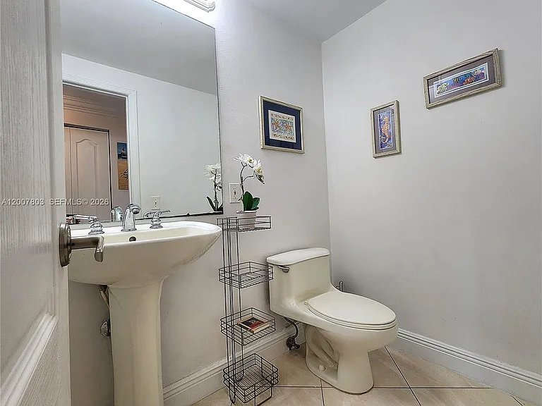 3505 S Ocean Dr #1103 — Photo 8