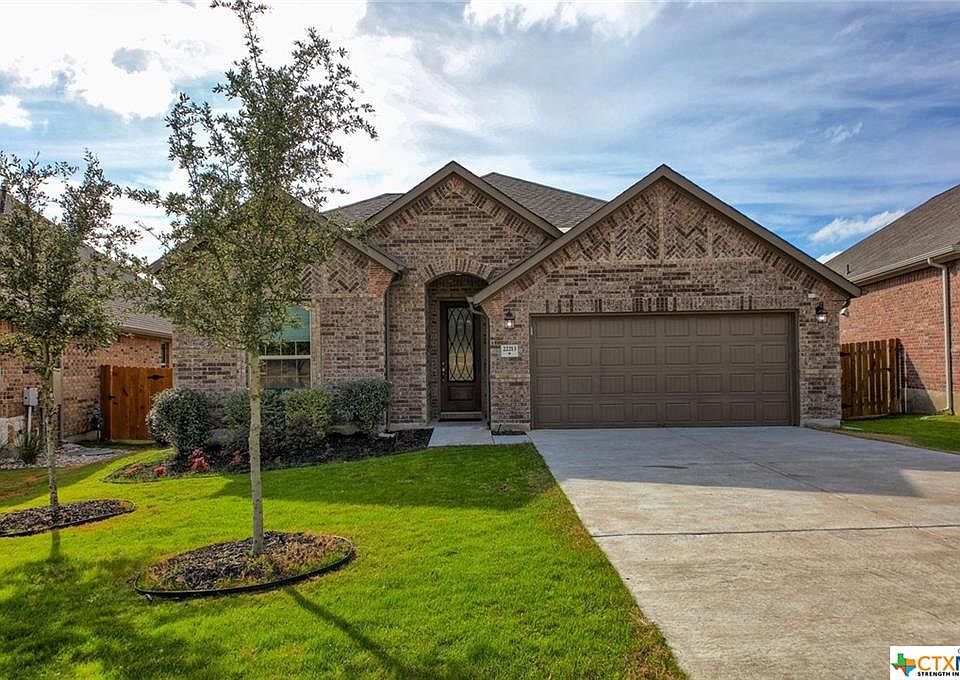 2nd image of 22213 Cross Timbers Bnd