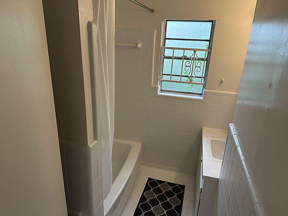 Main Floor Bathroom - Both Bathrooms are Shared with Your Fellow House Guests and have the Same Features.