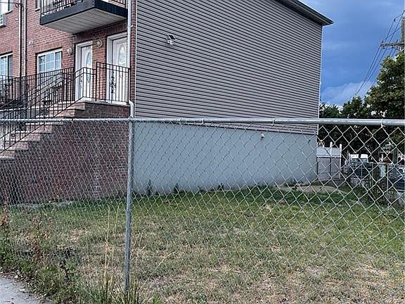 2nd image of 3500 Boller Ave