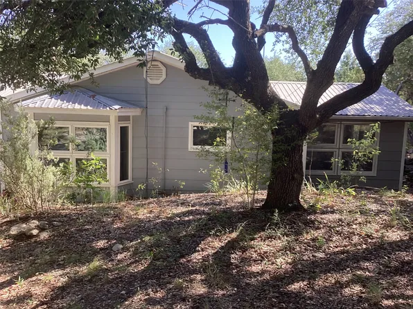 1225 Cedar Break Ct, Cleburne, TX 76033