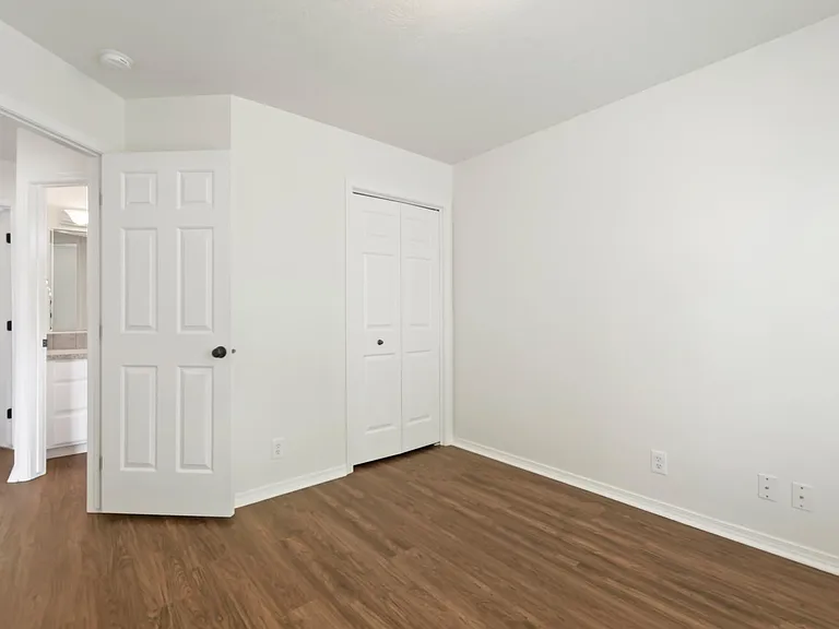 3007 Manchester Dr — Photo 11