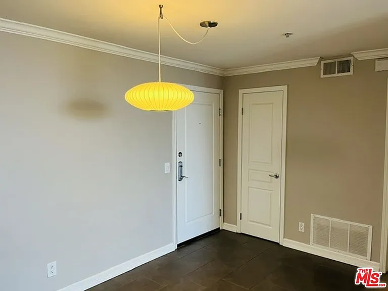 7320 Hawthorn Ave #308 — Photo 3