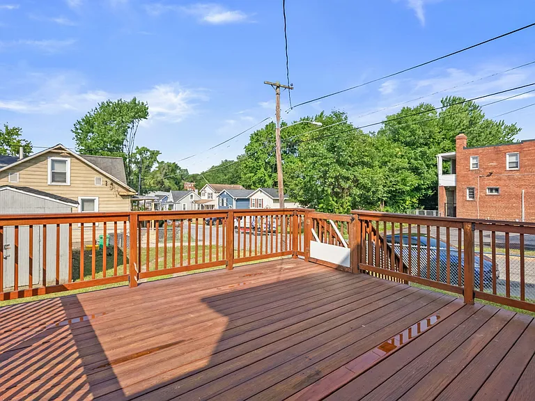 138 Maryland Park Dr — Photo 35