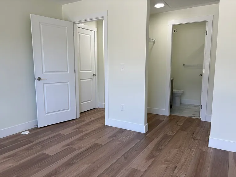 500 Fleming Rd #43 — Photo 8