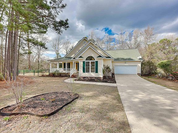 2nd image of 101 Smith St