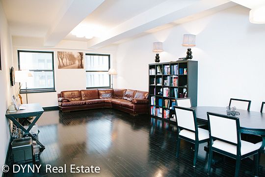 3rd image of 18-20 Pine St #1410