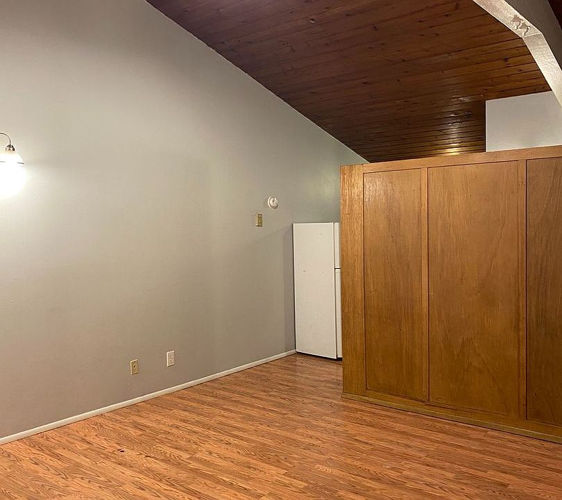 1718 Summit Ave - 1718 Summit Ave Seattle WA | Zillow