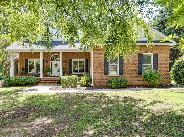 108 Engram Ln, Anderson, SC 29621