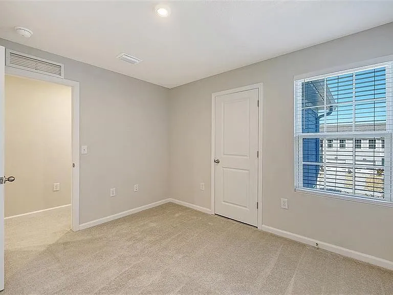 14244 Crimson Ave — Photo 33