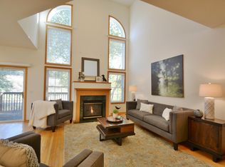 15260 Florist Cir, Apple Valley, MN 55124