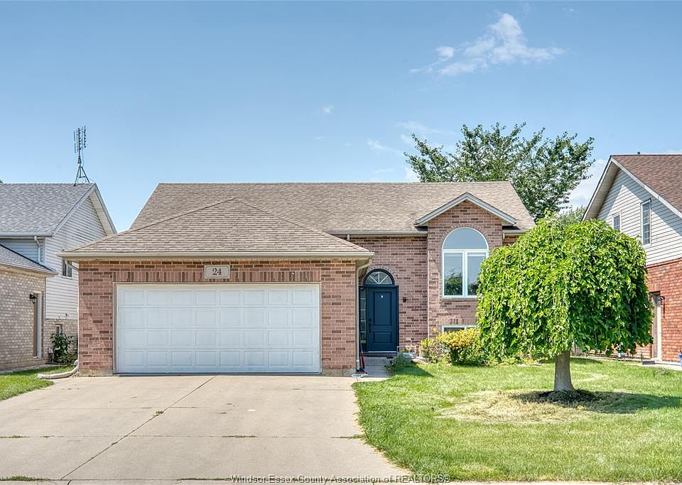 1st image of 24 Briarwood Cres