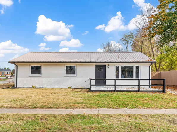 325 Dunroven Rd, Versailles, KY 40383