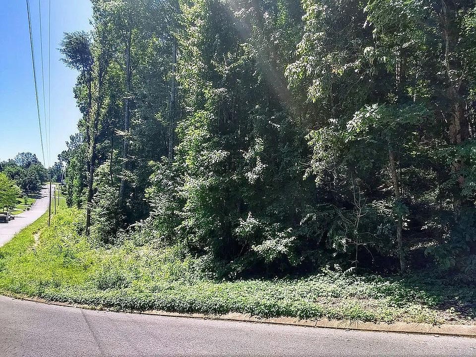 1st image of 223 Hickory Ridge Trl