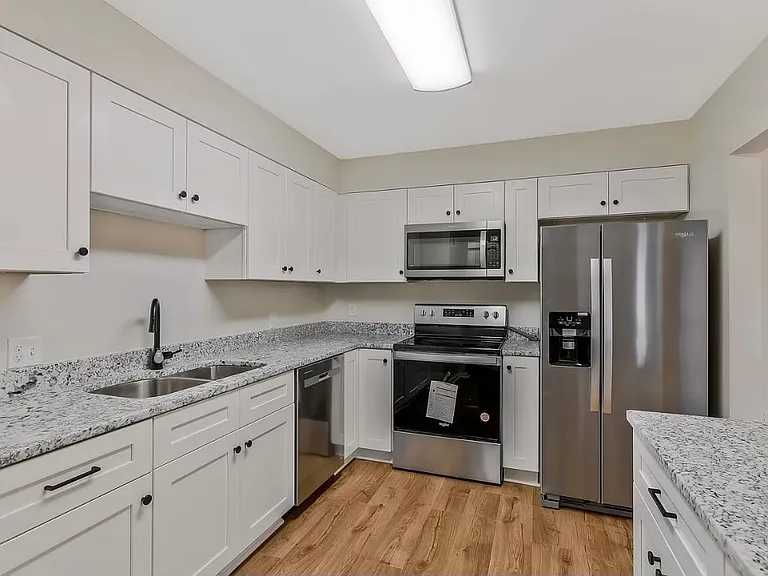 200 Sanders Ferry Rd #2504 — Photo 13
