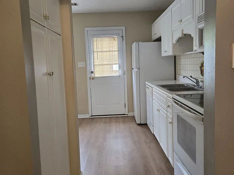 Entrance to Kitchen from Living Room