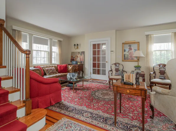 34-22 87th Street image 2 of 20