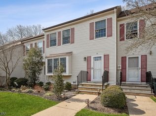 54 Aberdeen Dr, Mendham, NJ 07945