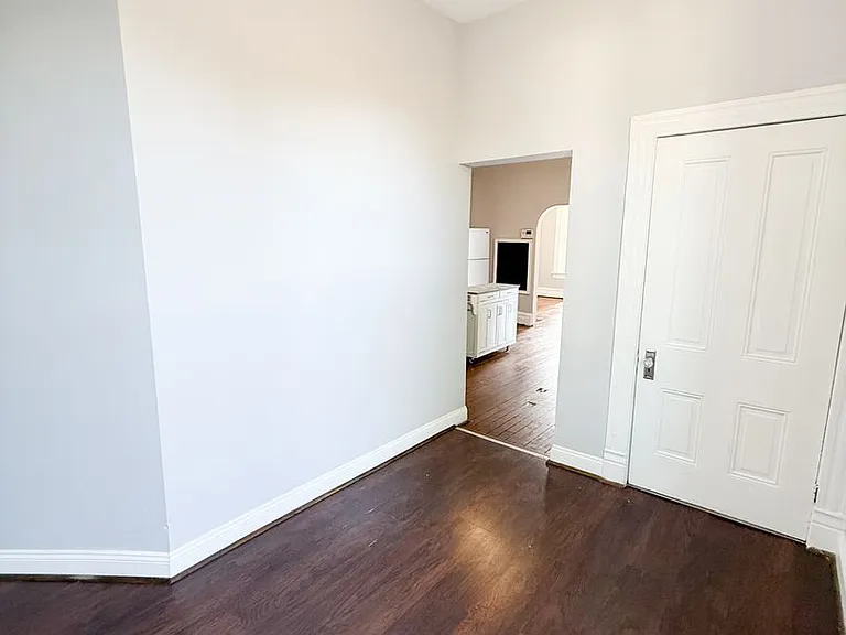 4455 S 38th St — Photo 5