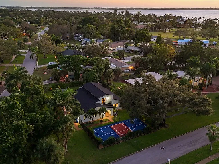 Neighborhood