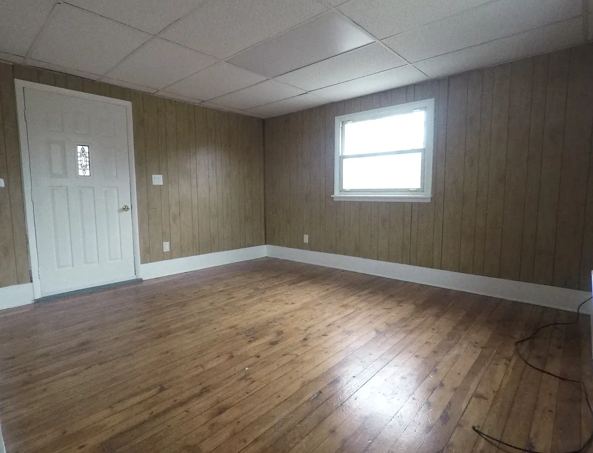 Living Room (Front Door) - 402 E 2nd St #2