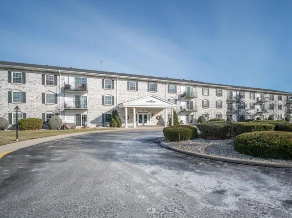 125 North University DRIVE #217, West Bend, WI 53095