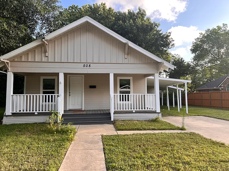 508 W Erwin Ave — Photo 17