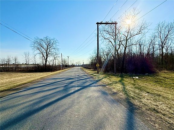 4th image of Perry Point Rd Lot 13