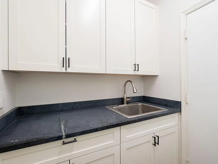 2402 Players Ct — Photo 15