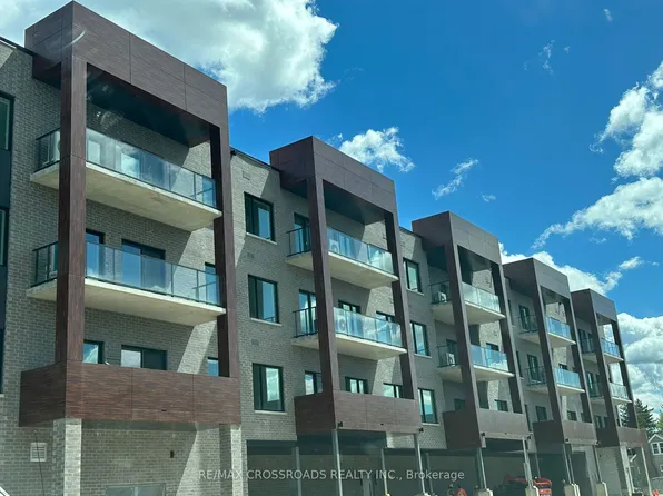 408 Dundas St S #308, Cambridge, ON N1R 0E8