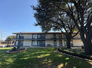 1207 W Wall Street, Grapevine, TX 76051