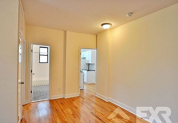 3rd image of 260 Gates Ave APT 2C