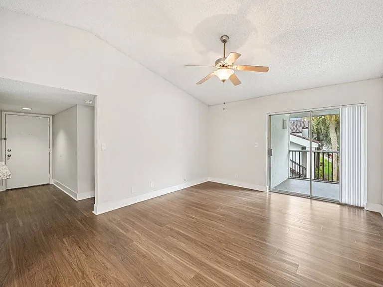 Legacy at Palm Aire — Photo 20