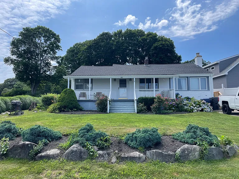 101 Burnett Rd — Photo 1