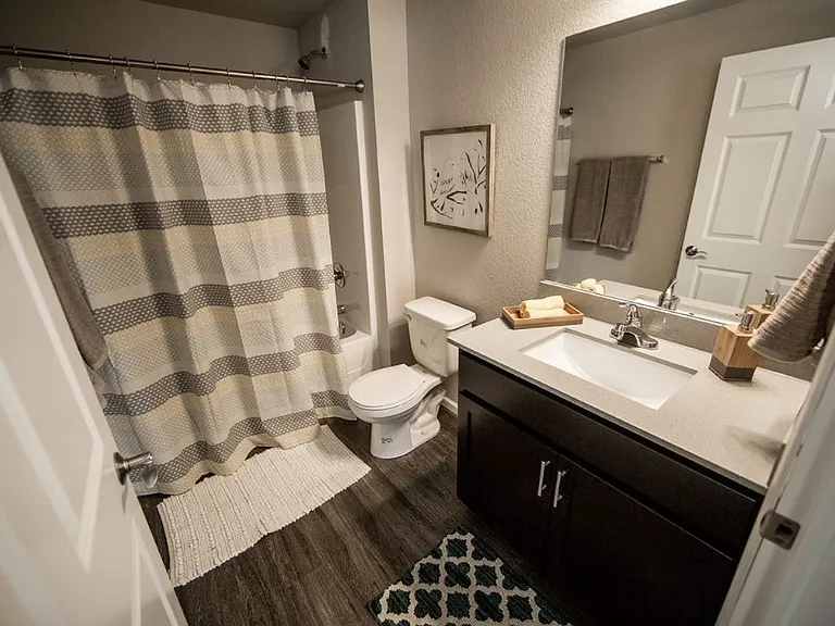 The Legacy Condos - Waverly — Photo 21