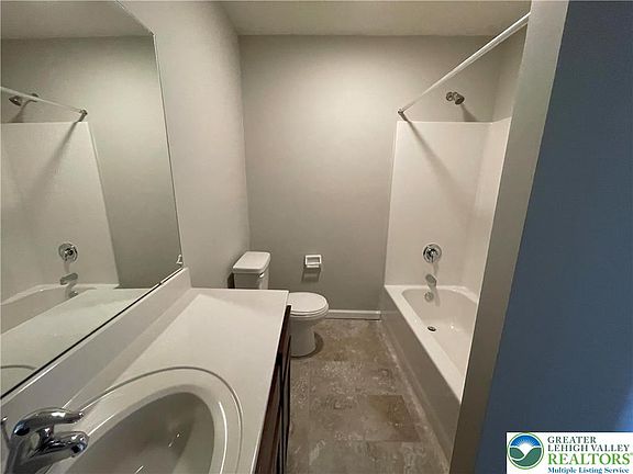 5th image of 1453 Tarpan Ln S
