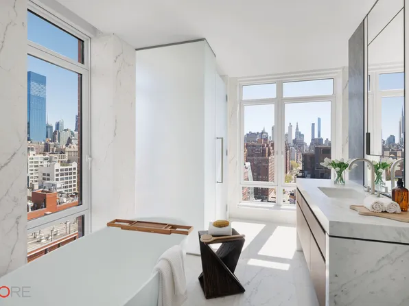 555 West 22nd Street image 8 of 18