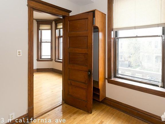 3rd image of 2523 N California Ave #1717