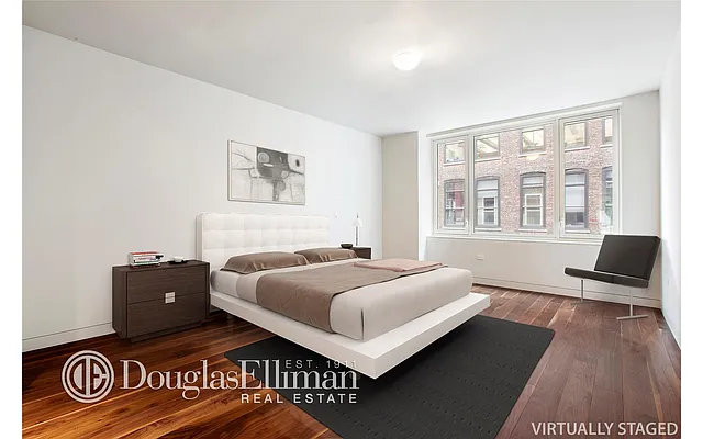 Rented by Douglas Elliman | media 14