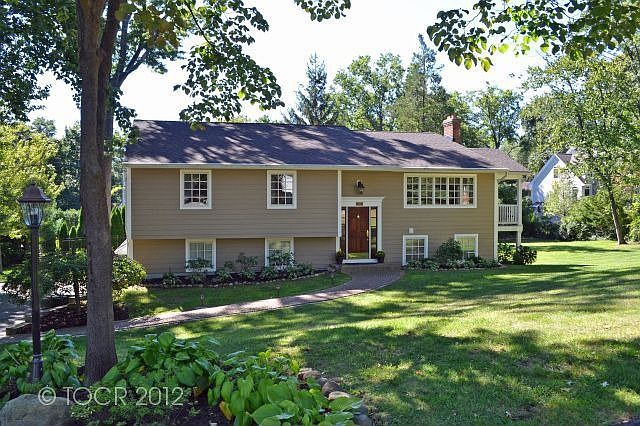 1st image of 710 Highview Dr