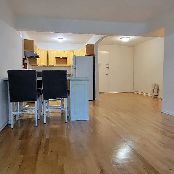 2160 Center Ave #4M — Photo 7