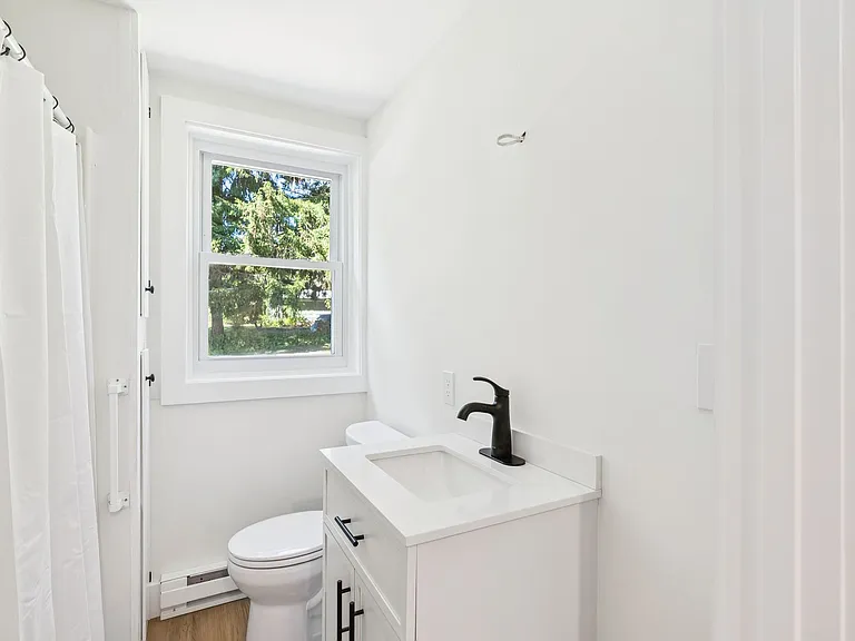 4 Carriage Hill Rd — Photo 10