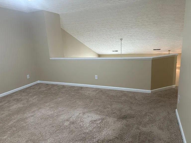 185 Weatherstone Dr — Photo 10